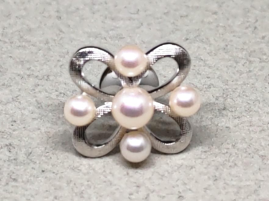 MIKIMOTO ミキモト　パール真珠　SILVER　ピンバッジ　40450