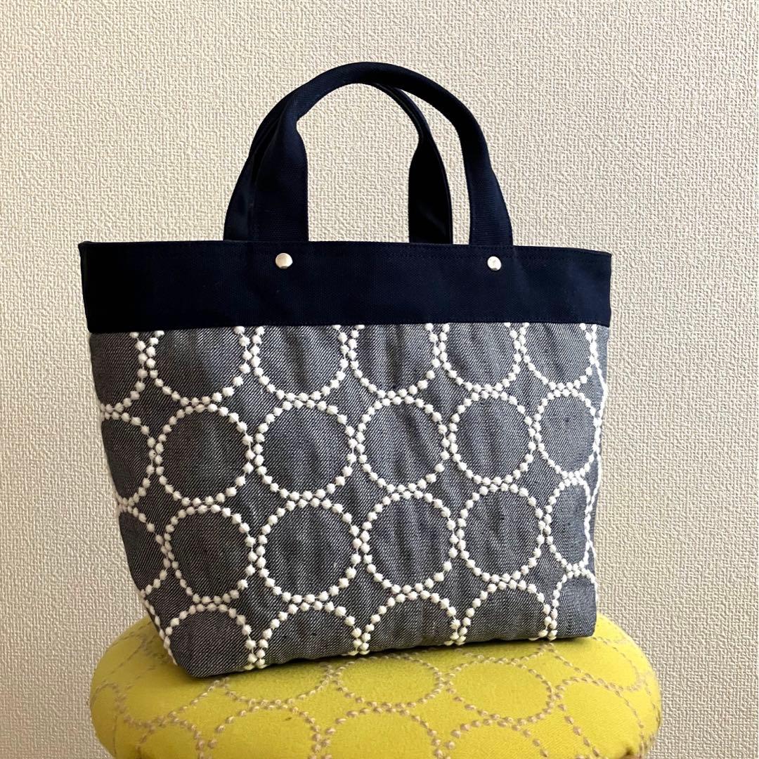 トートバッグ　ネイビー