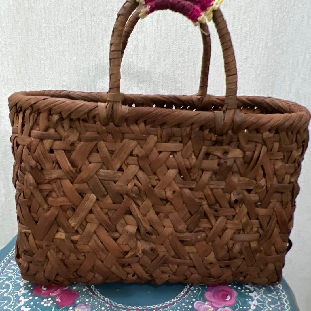 n*5様 〈最後値下げ〉山葡萄のかごバッグ　乱れ編み
