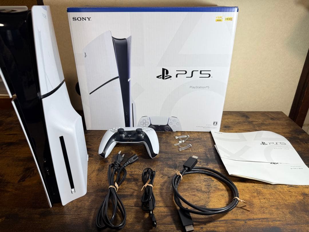 【美品フルセット】新型 PlayStation 5 本体 CFI-2000A01