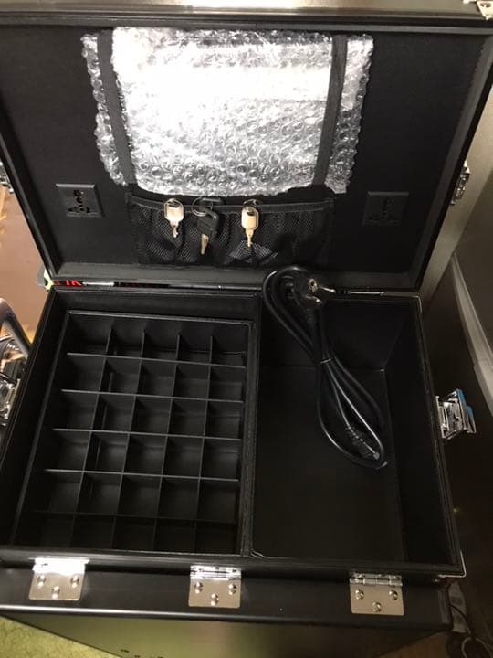 ネイルデスクスツケイス新品