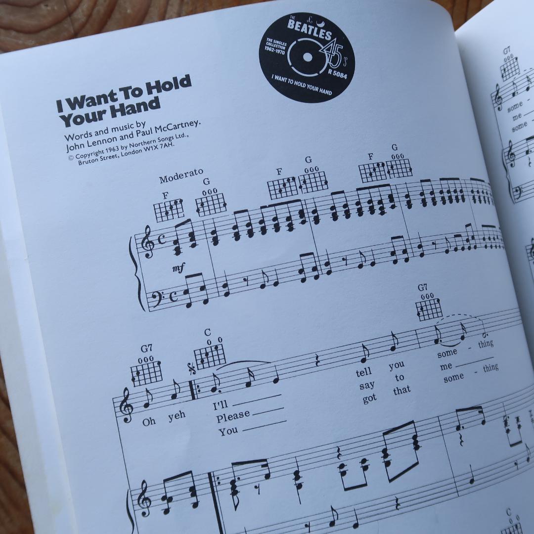 セール！ 洋楽譜　 ビートルズ　シングルコレクション 1962-70