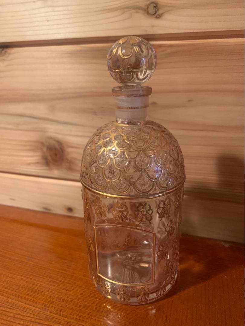ゲラン　GUERLAIN　アンティーク香水瓶　 ゴールド ビーボトル