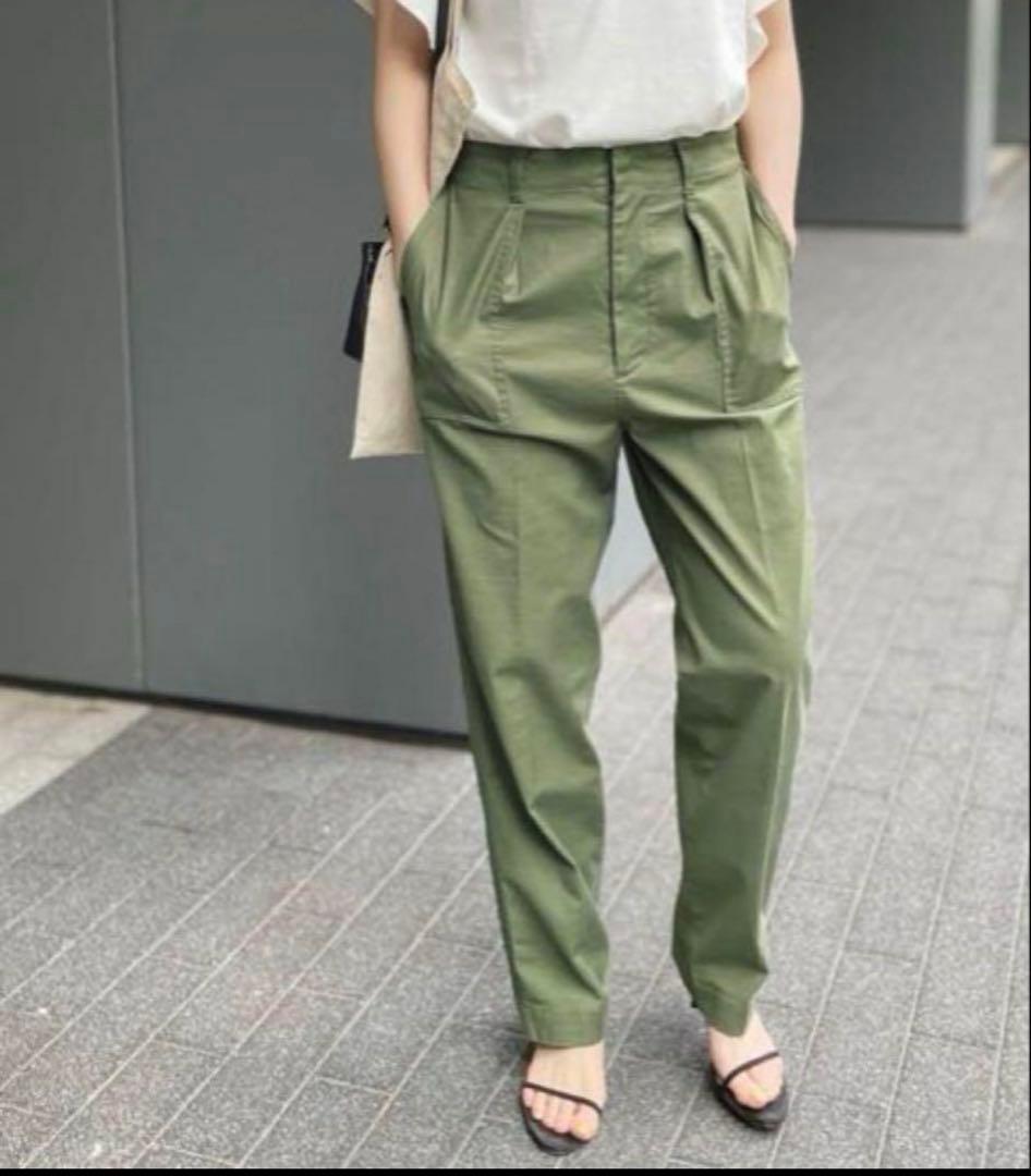 【新品タグ付】スピック&スパン　バックサテンイージーカーゴパンツ　38 ベイカー