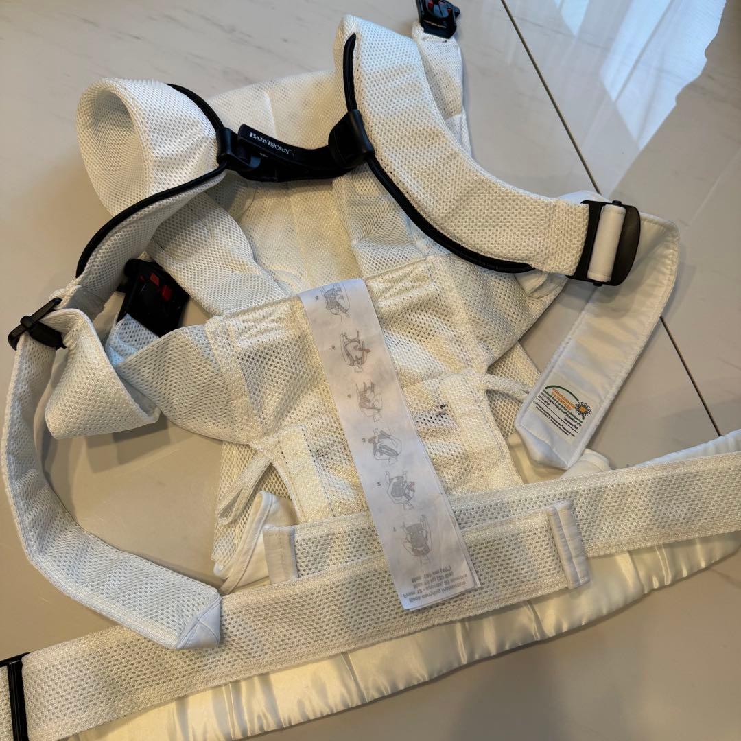 大人気BabyBjorn 抱っこ紐 ホワイト
