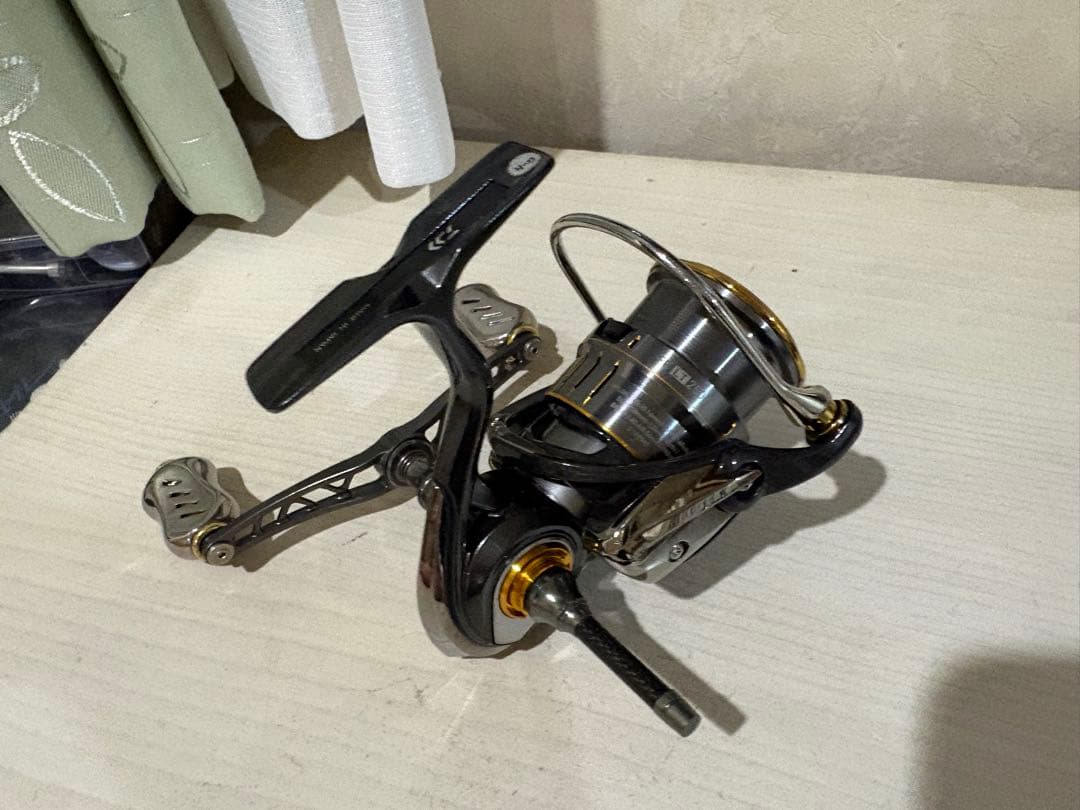 ダイワ　 21ルビアス　エアリティ FC LT2500S カスタム　美品