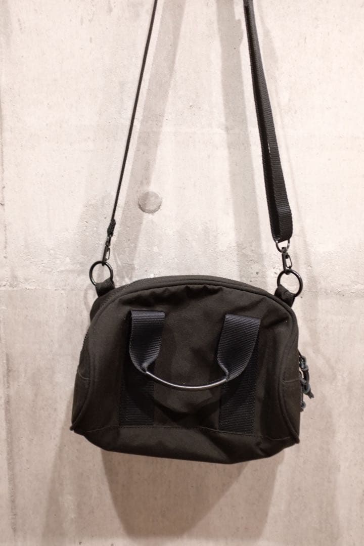 【ほぼ新品】THE NORTH FACE ショルダーバッグ 黒　パープルレーベル