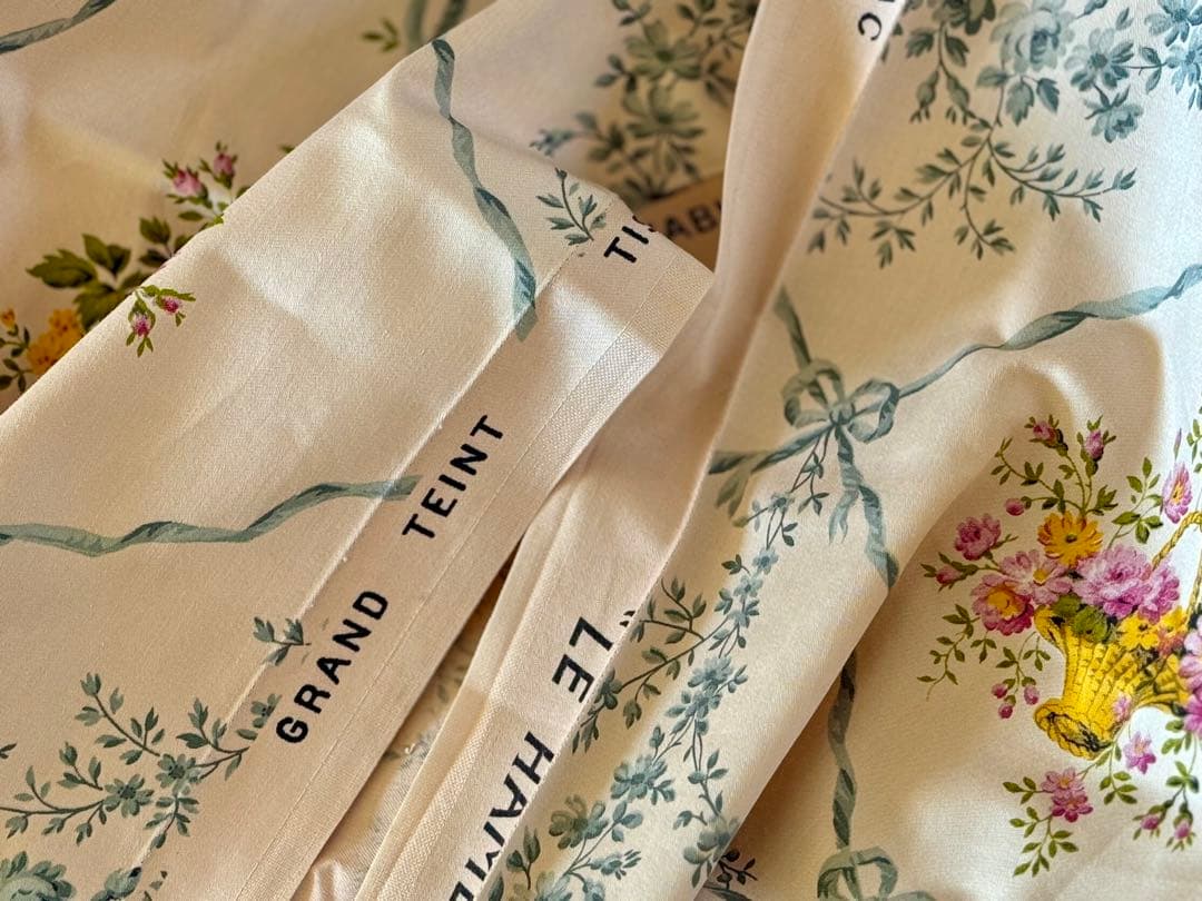 フランス　アンティーク　ファブリック＊リボンとフラワーバスケット＊Textile