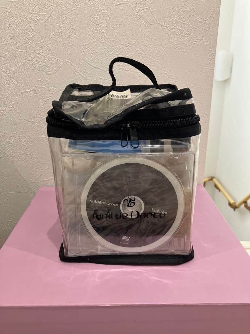 新品未開封ネイルデダンスプロフェッショナルキット