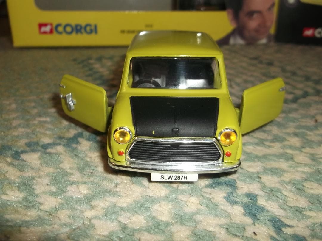 Mr. Bean ミニカー Corgi ライムグリーン