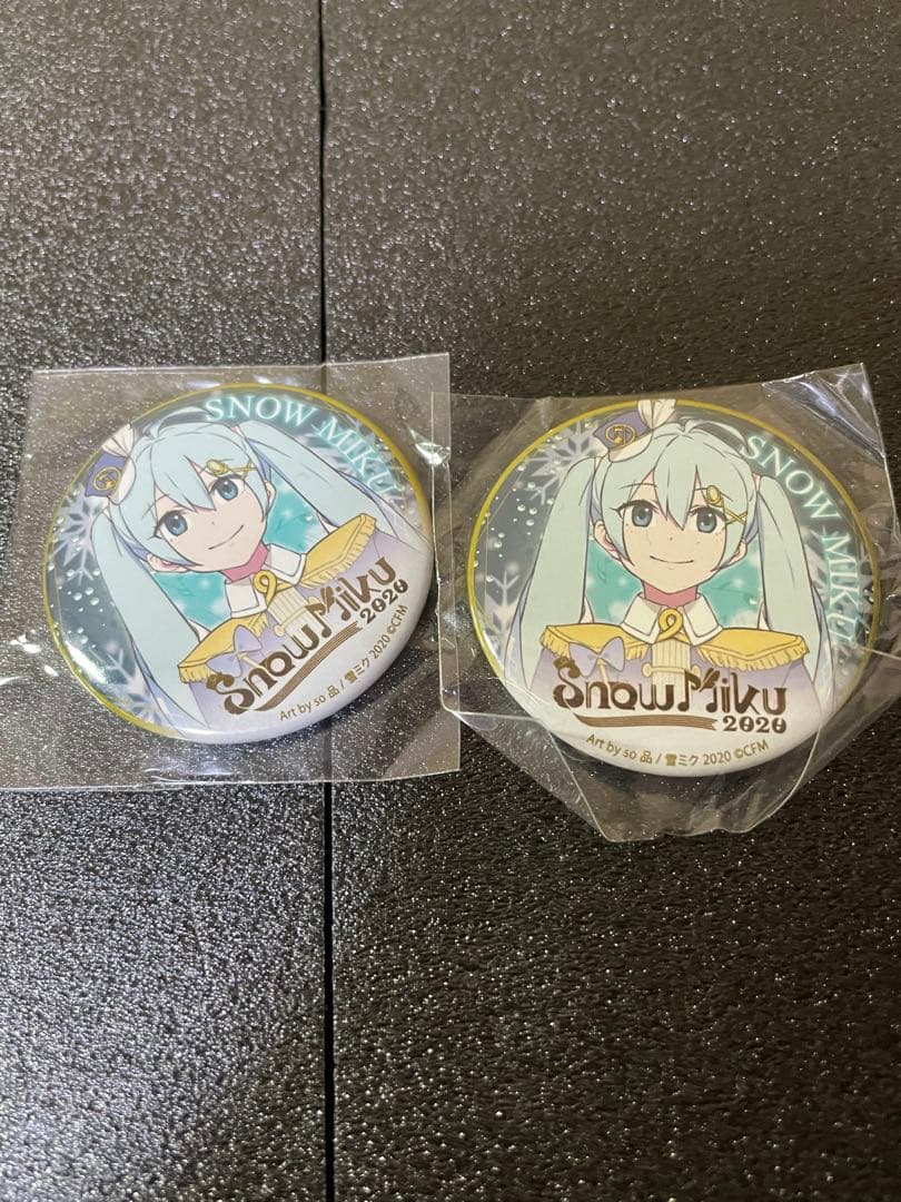 ❣️✨ MIKU 2020雪ミク2020 缶バッジコレクション10点✨❣️