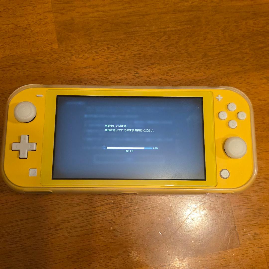 Nintendo Switch Lite イエロー カセット microSD付き