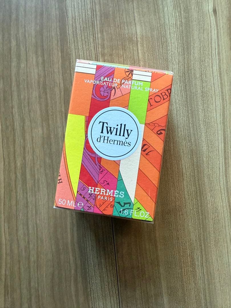 HERMES エルメス Twilly d'Hermès (未開封品)
