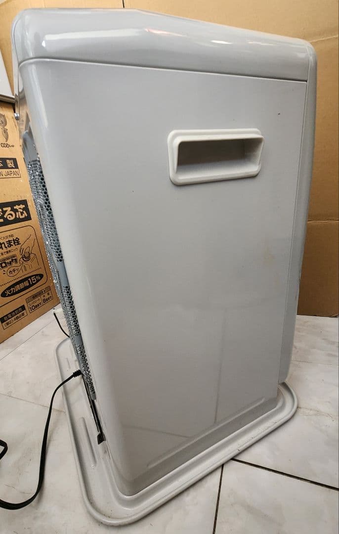 22年製 CORONA 石油ファンヒーター FH-G3222Y ホワイト