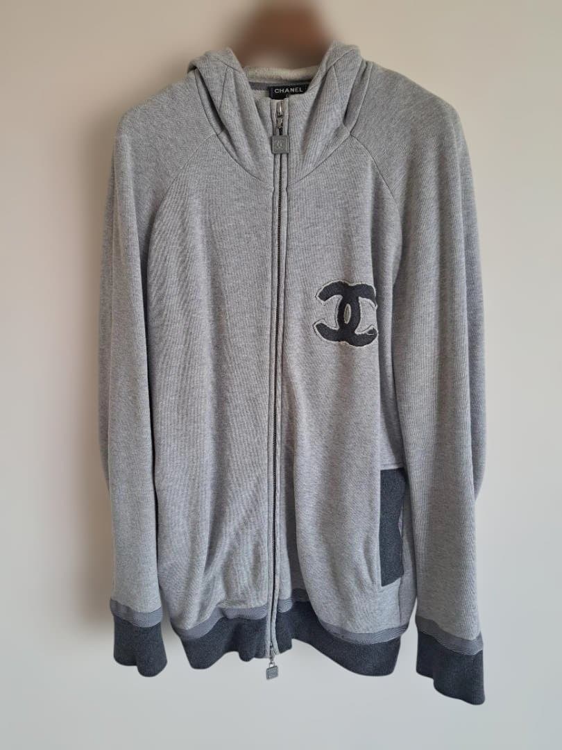 MORINE様シャネル CHANEL パーカー ロゴ 刺繍 リブ 40 グレー
