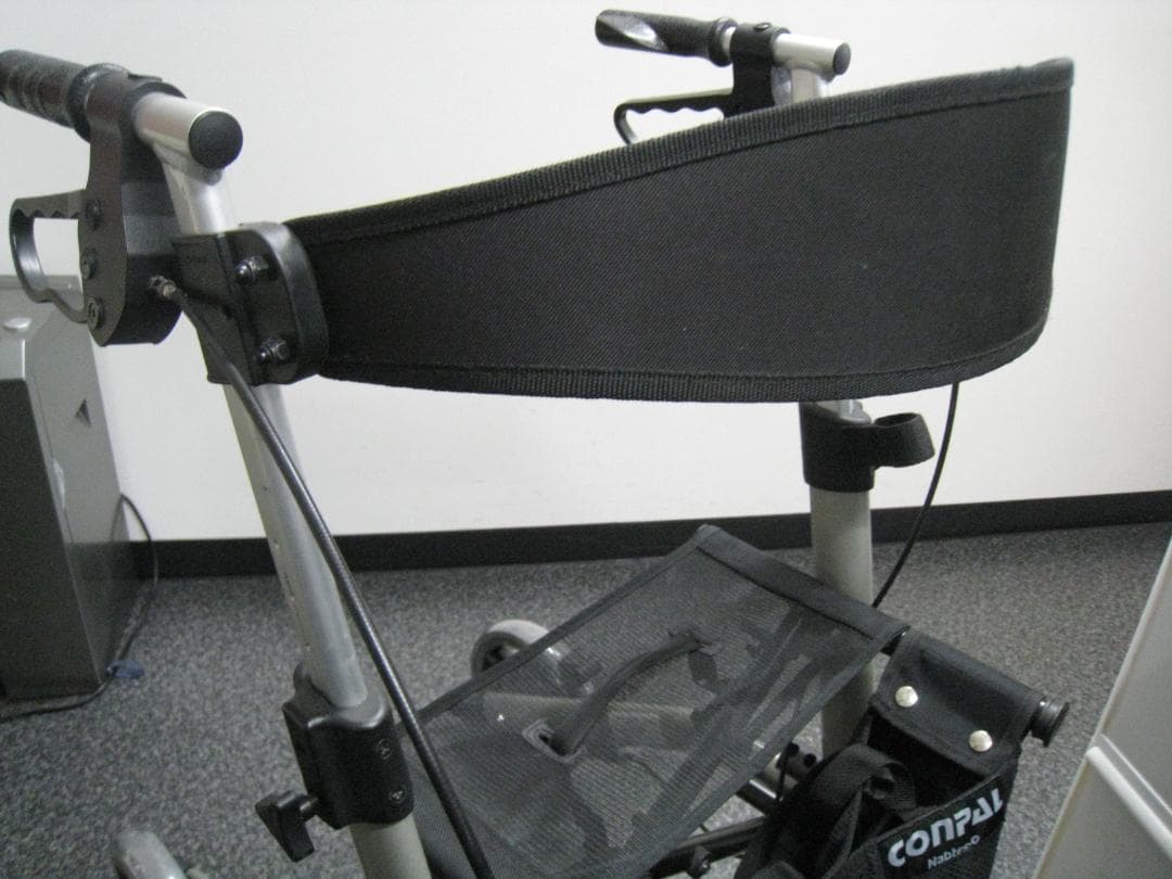 ナブテスコ　CONPAL 抑速ブレーキ付き歩行車 歩行器 シルバーカー ⑥