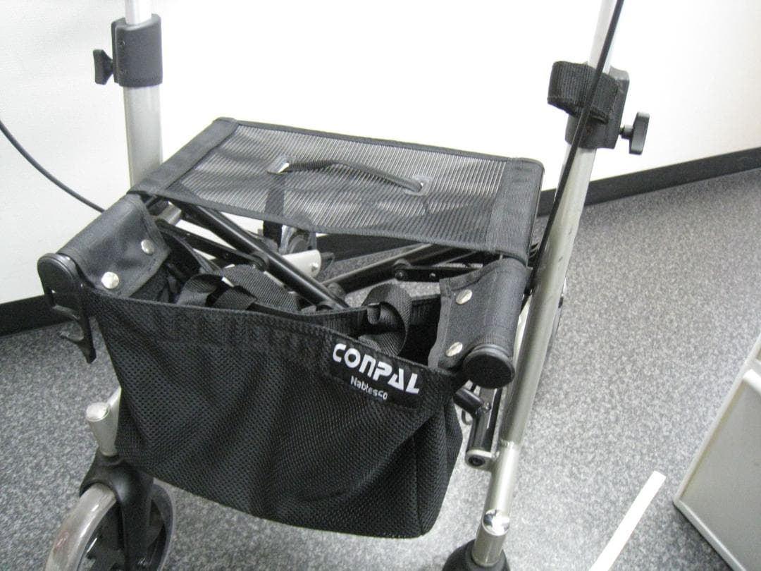 ナブテスコ　CONPAL 抑速ブレーキ付き歩行車 歩行器 シルバーカー ⑥