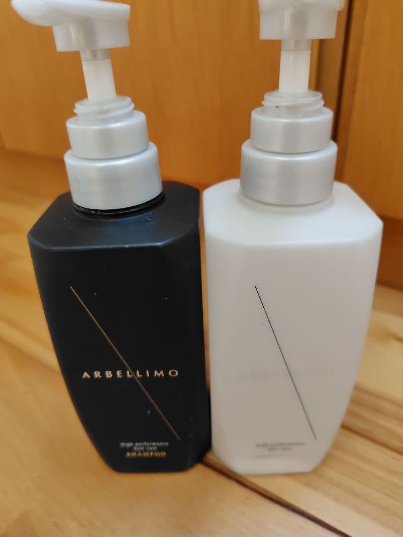 ✩capri✩アルベリーモ　シャンプー＆トリートメント セット