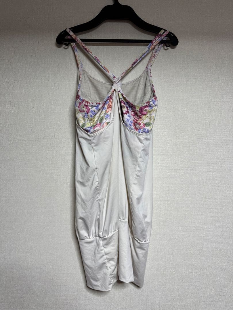 SUKALA エンブロイダリープリントカバーキャミソール レギンス　セットL