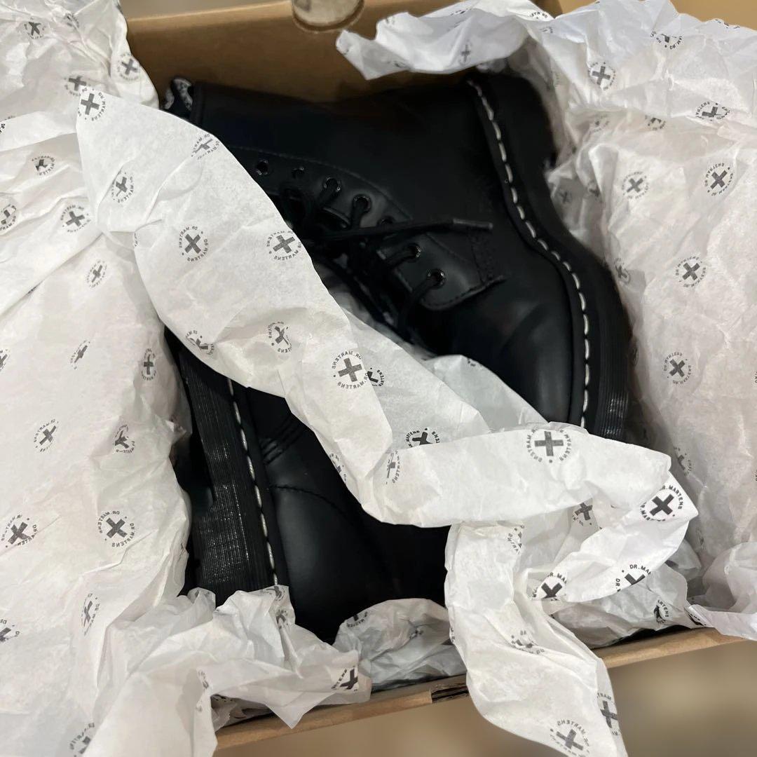 Dr.Martens　ドクターマーチン 1460 ホワイトステッチ 8ホール