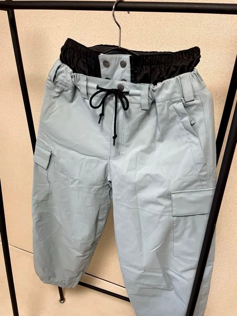 超美品 SCAPE エスケープ スノーボード ウェア 上下セット