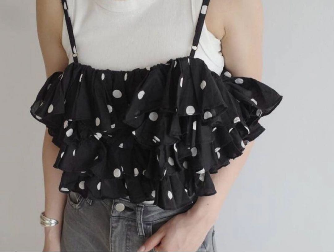 最終値下げcrinkle crinkle crinkleフリルドットキャミソール