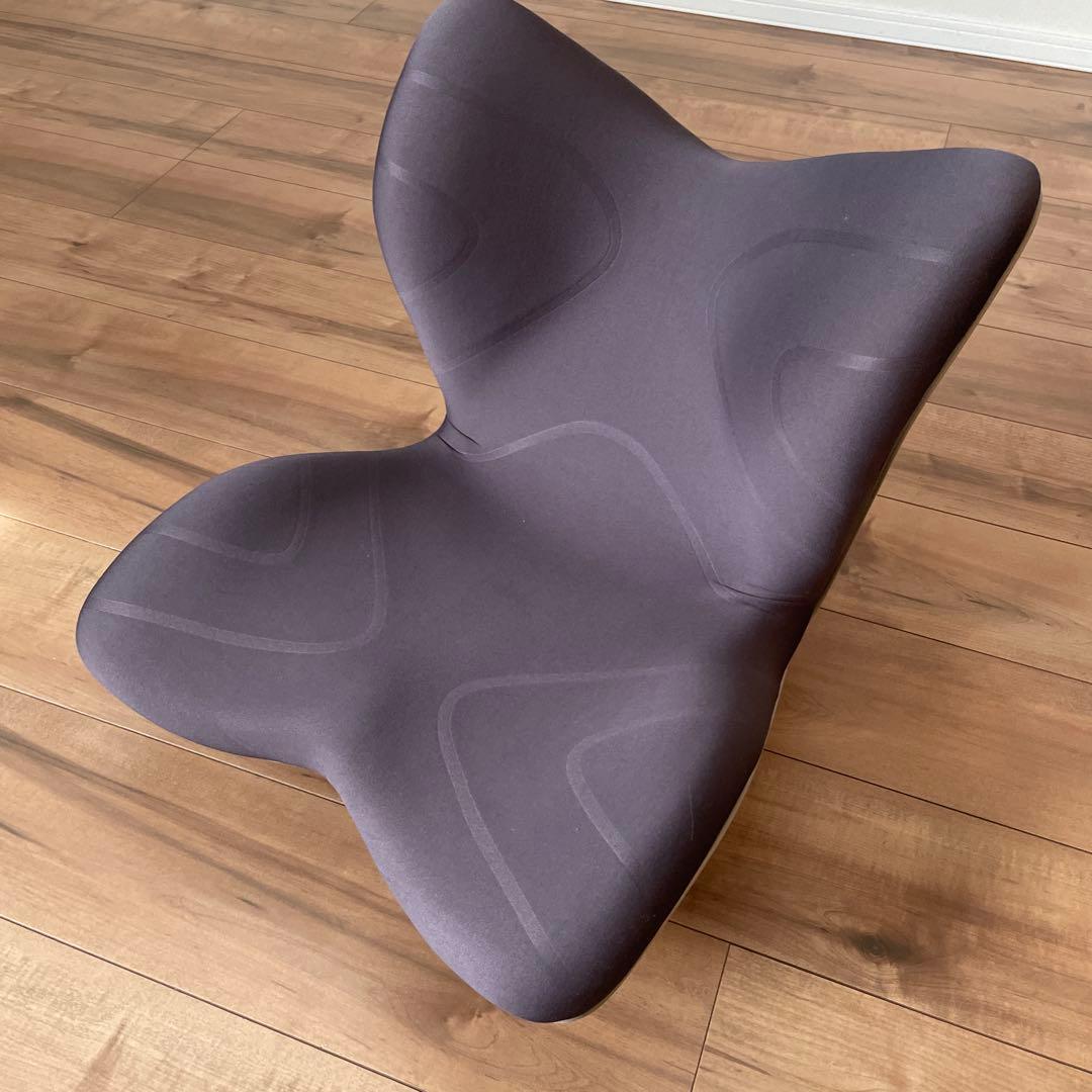 Style バタフライ型姿勢矯正クッションチェア