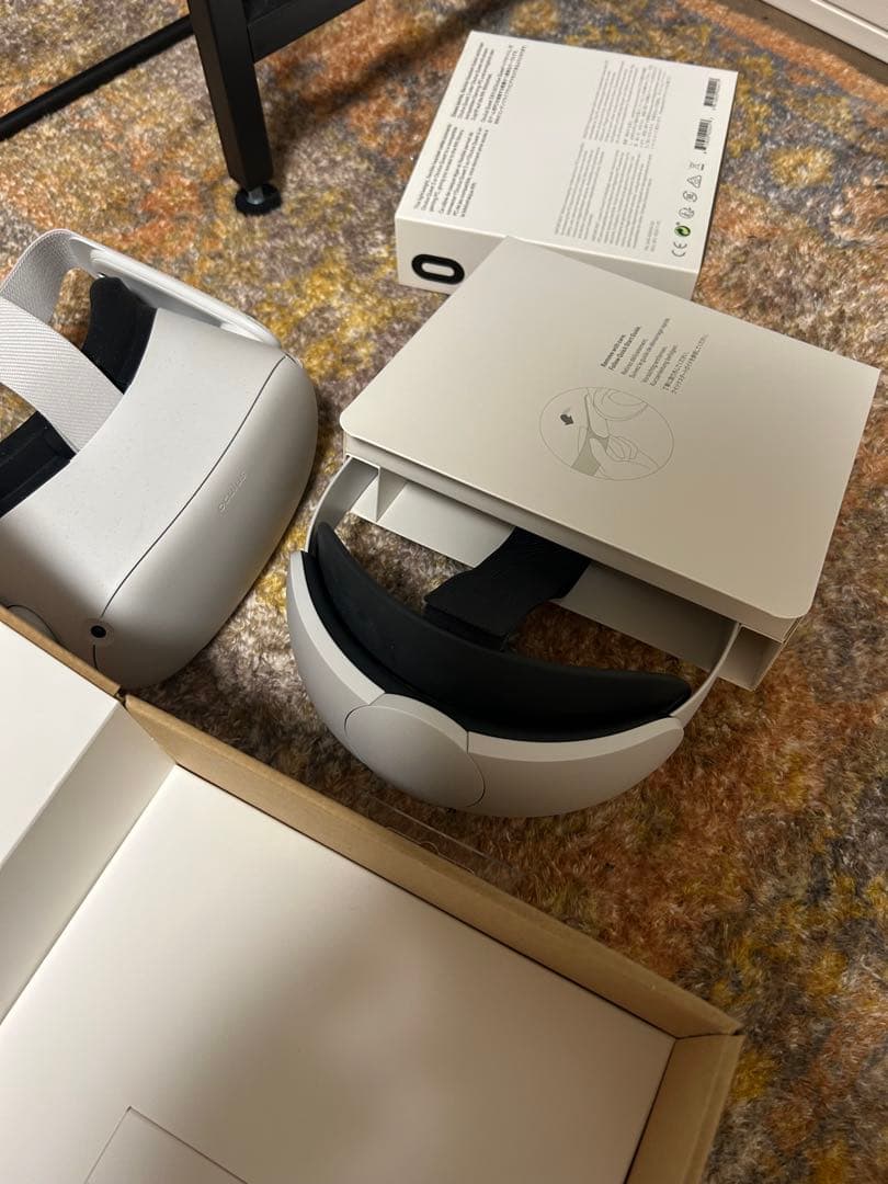  Quest 2 完全ワイヤレスのオールインワンVRヘッドセット