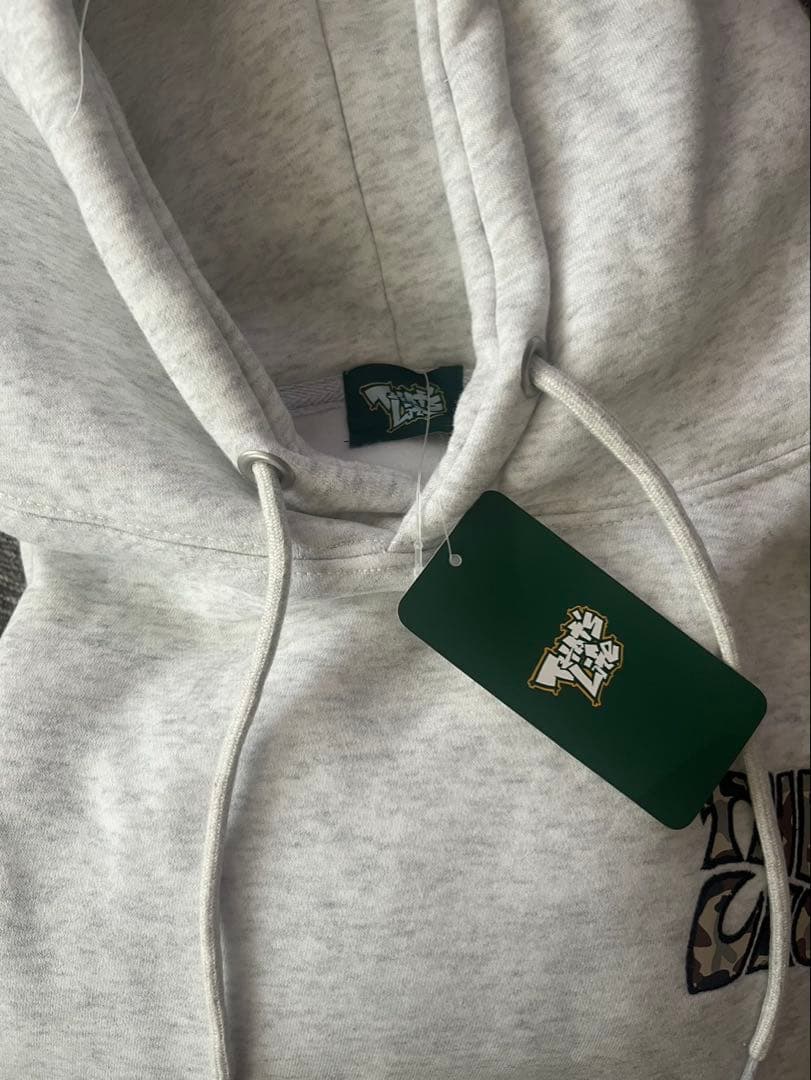 that's life ザッツライフ　パーカー　Lサイズ