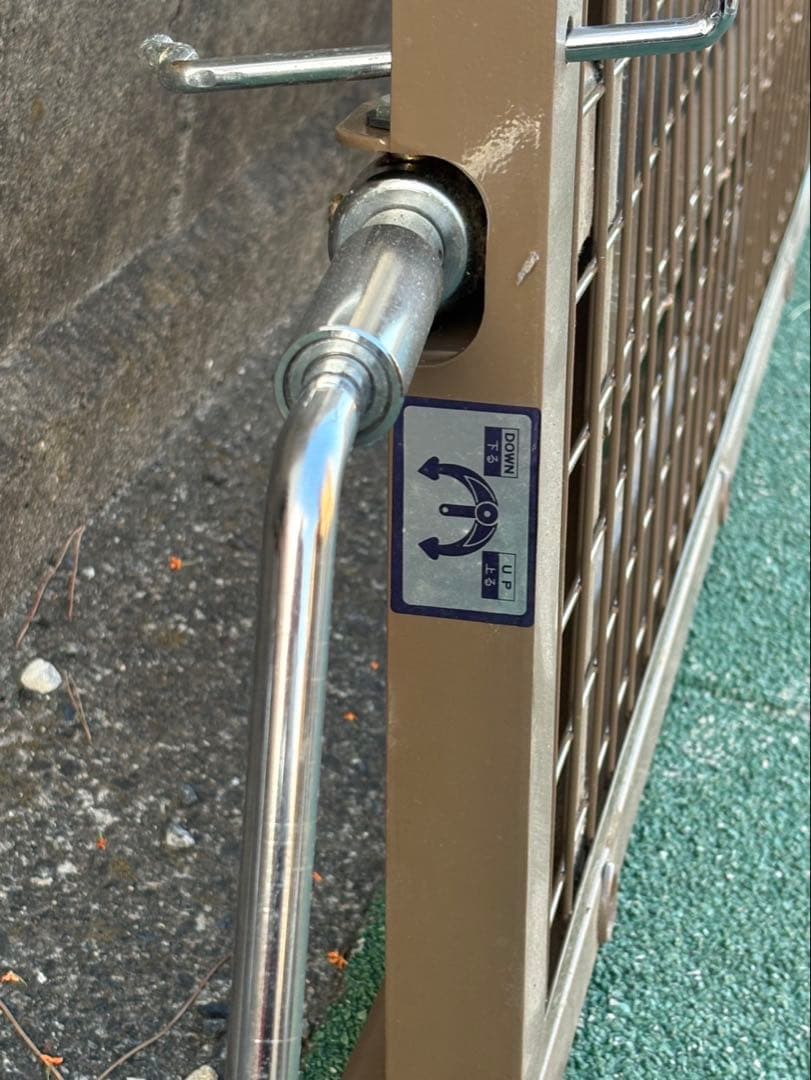 引き取り！　綺麗！介護用ベッド 手動調整機能付き メッシュ