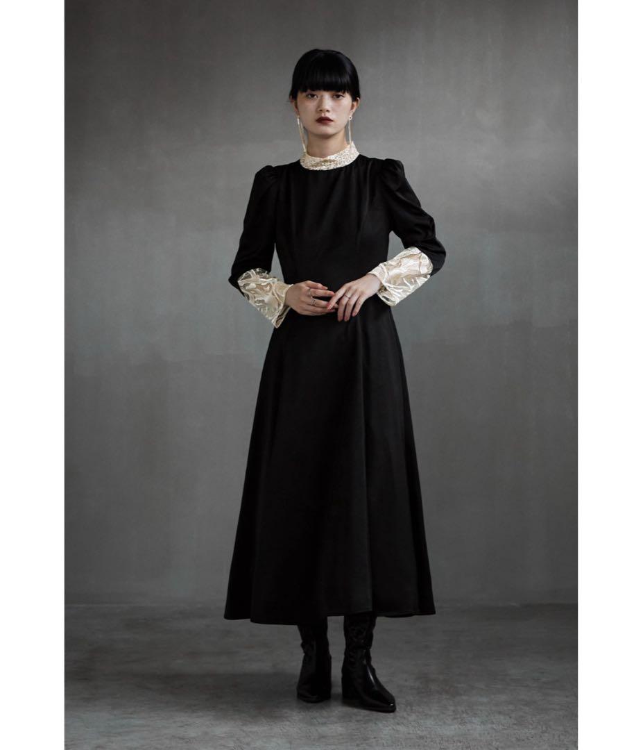 刺繍入りブラックオケージョンドレス
