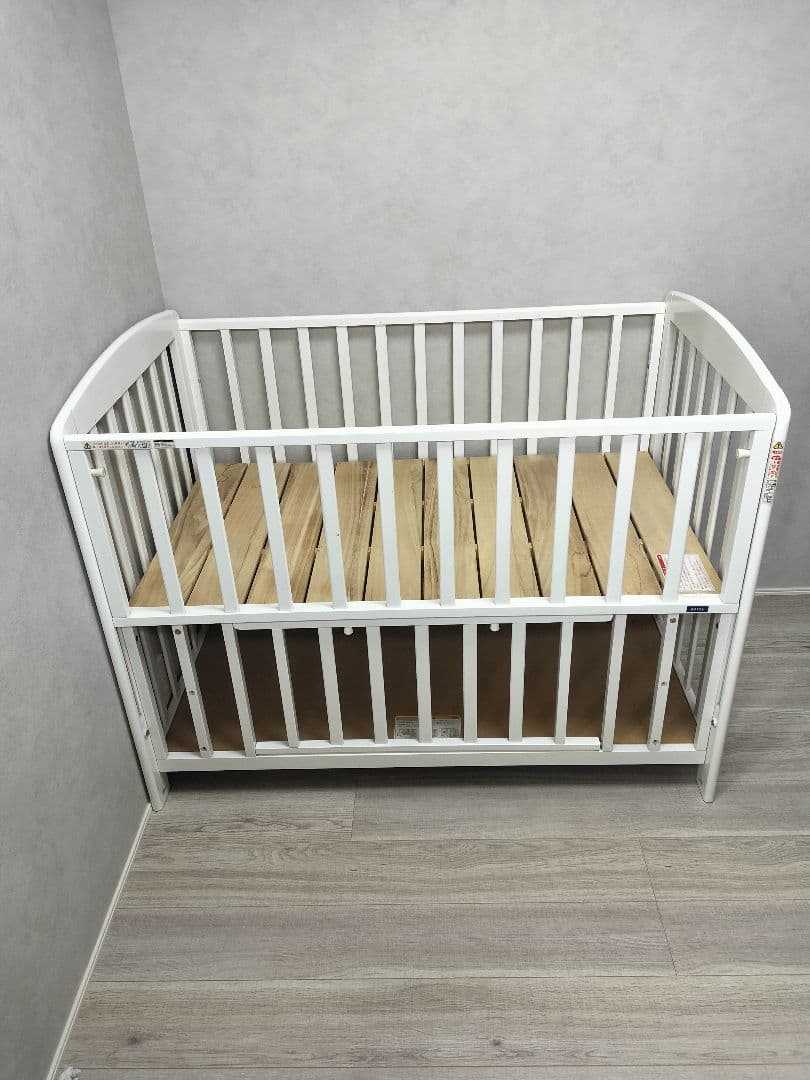 【直接引き取り限定】カトージ ベビーベッド タチベッド