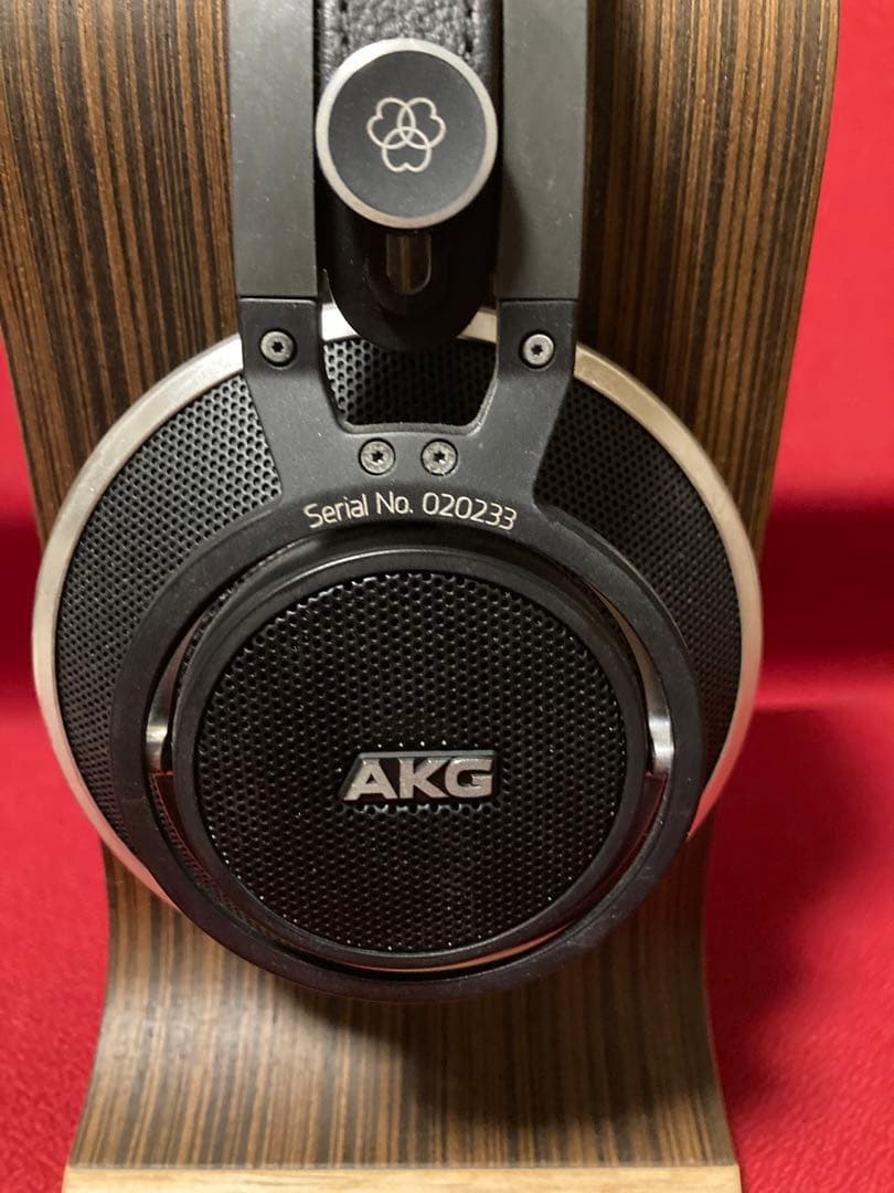 中古AKG Superior Reference Headphones K812