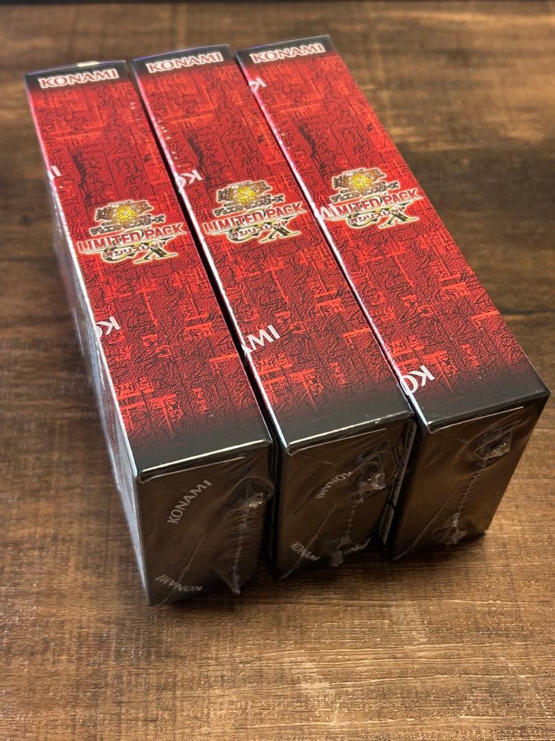 K*a様 【未開封】 クォーターセンチュリーデュエリストボックス　オシリスレッド