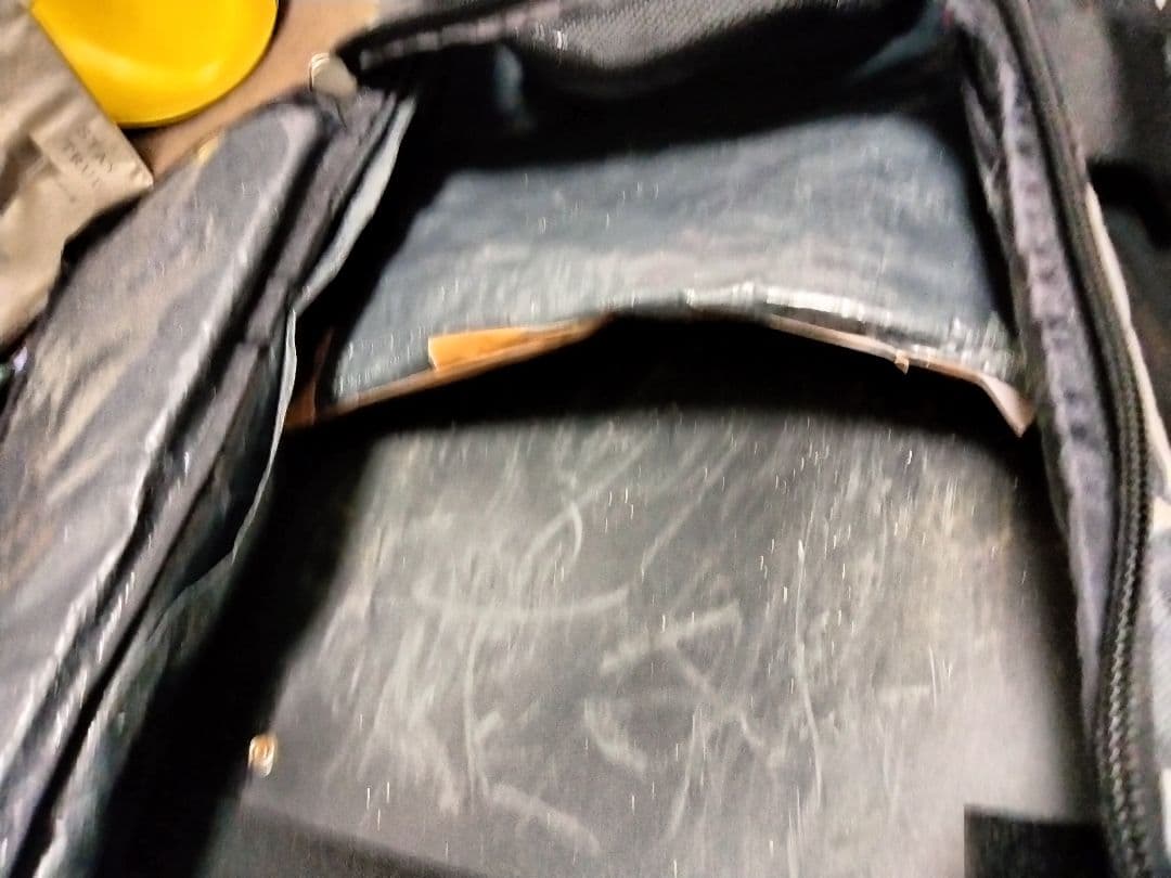 キャリー付きスノーボードケース