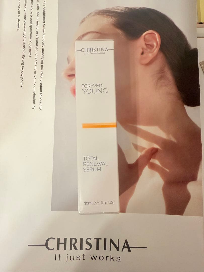 クリスティーナ　フォーエバーヤングトータルリニューアルセラム　30ml