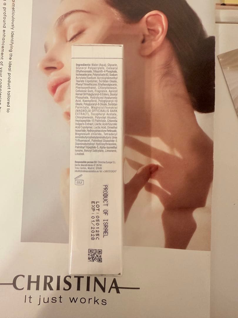 クリスティーナ　フォーエバーヤングトータルリニューアルセラム　30ml