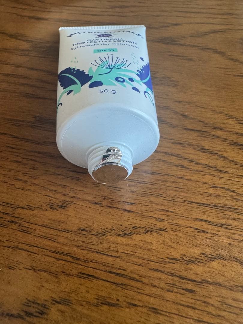 NU SKIN ニュートリセンシャルズ デイドリーム　プロテクティブローション