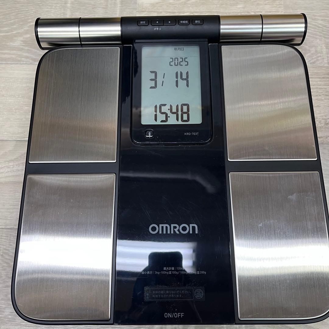 omron 体重体組成計 KRD-703T カラダスキャン