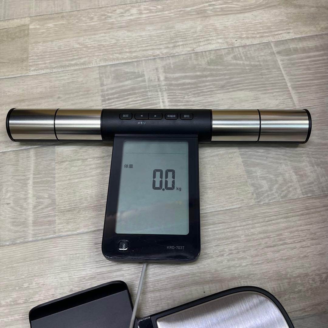 omron 体重体組成計 KRD-703T カラダスキャン