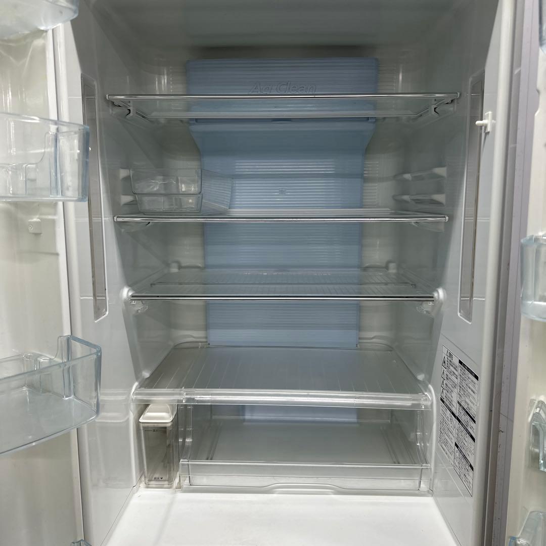 送料込みPanasonic 冷蔵庫 NR-FTF424-H シルバー　2257