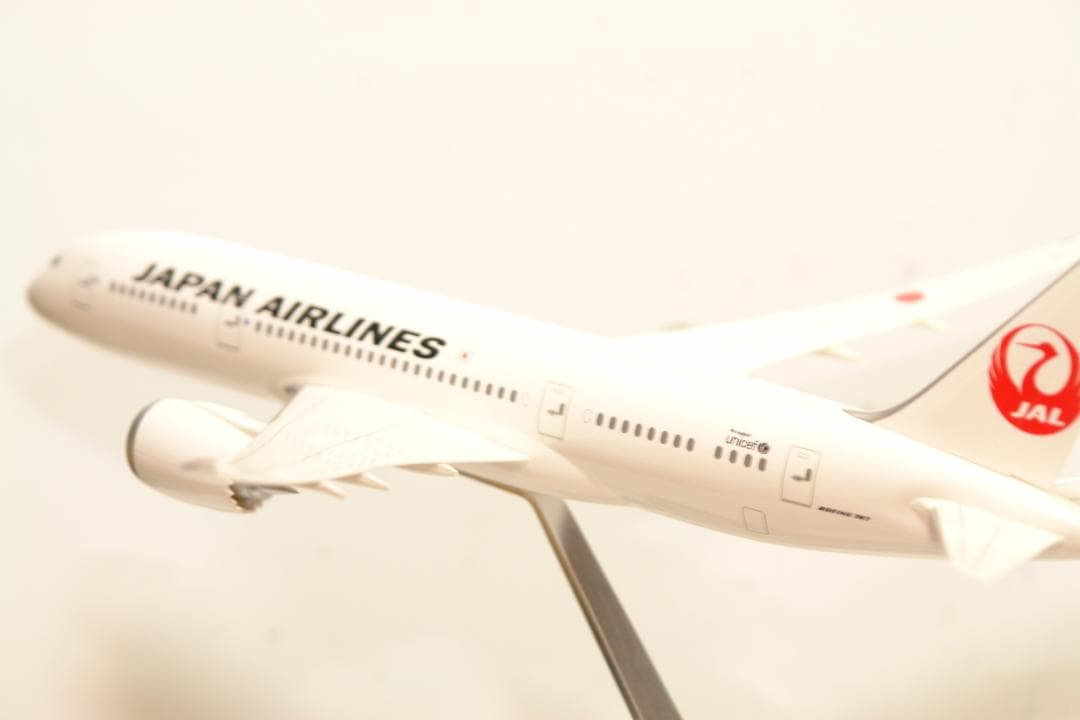 JAL ボーイング787 飛行機模型 1/200