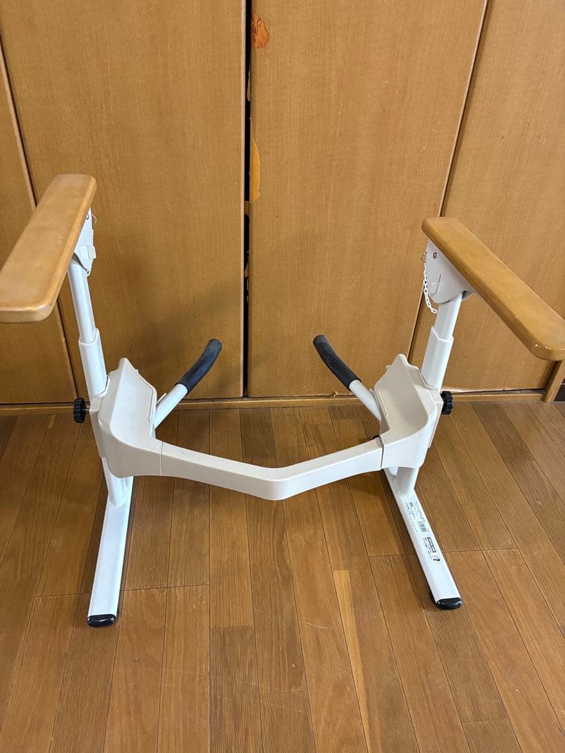 安寿　洋式トイレ用フレーム　手すり S-はねあげR-2