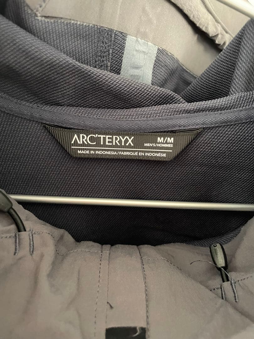 Arc'teryx ガンマフーディ　ブラックサファイア　Mサイズ