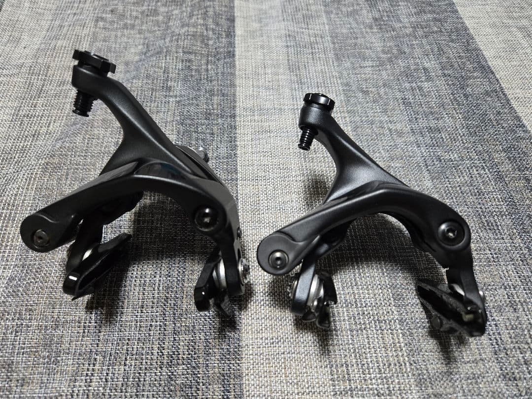 Shimano ULTEGRA キャリパーブレーキ　8100