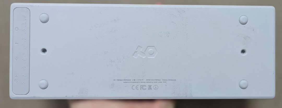 OP-1 アナログシンセサイザー ホワイト