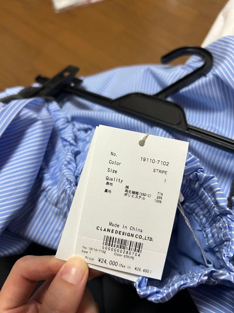 新品タグ付き　SHIRT DETAIL SHORT PANTS サイズ1