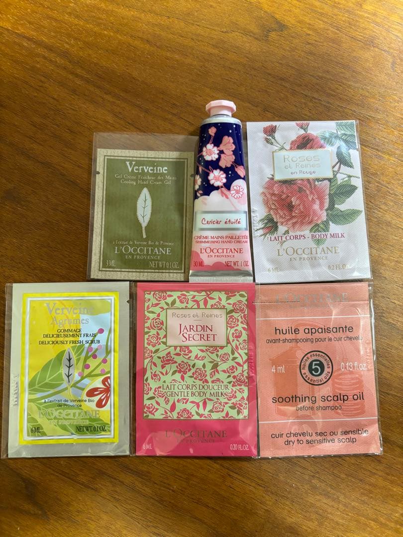 【新品】ロクシタン★チェリーストロベリー★コンプリート★おまけ付