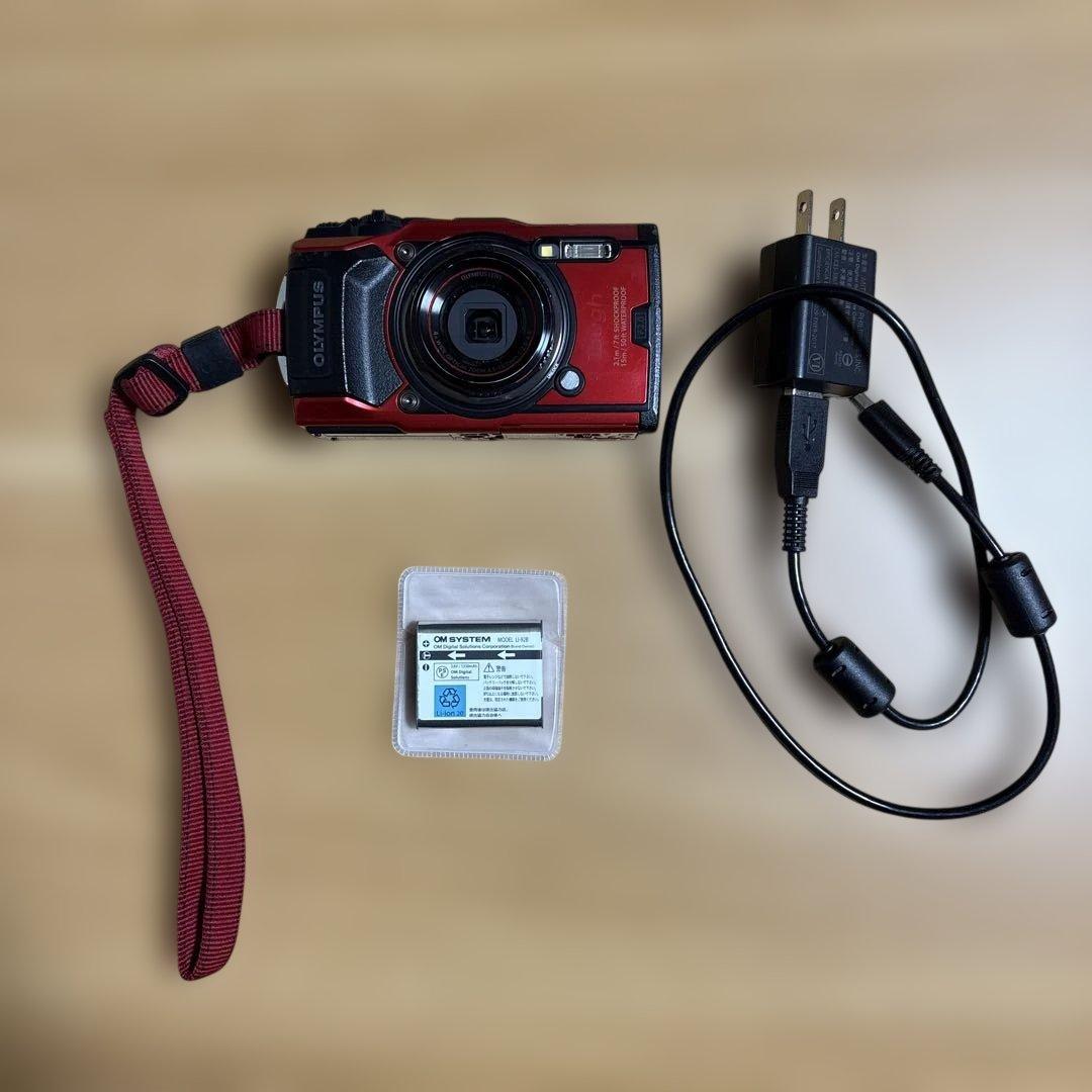 Olympus Tough TG-5 レッド