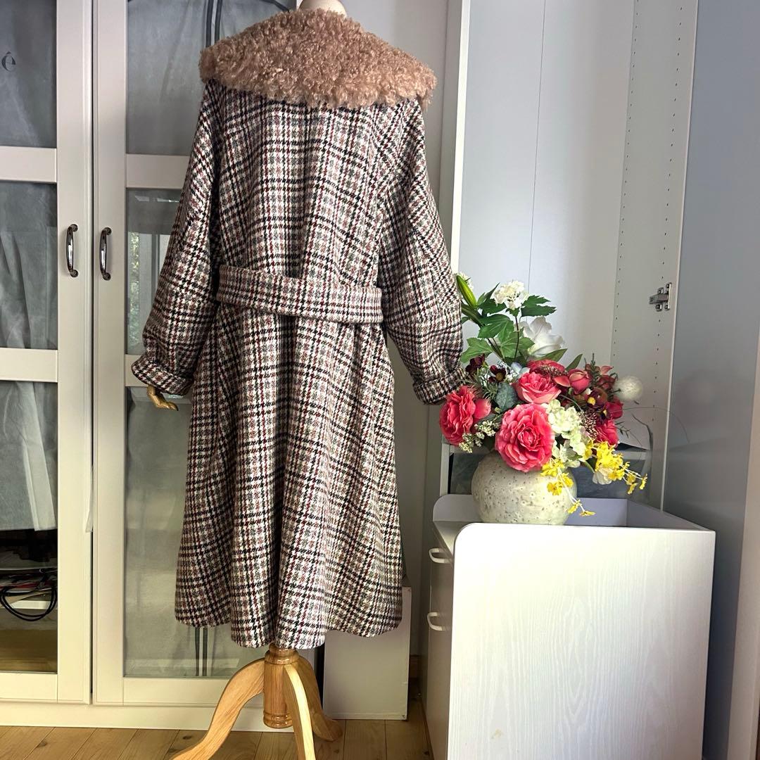 美品　2022年ロイスクレヨン チェック柄ファー別襟　素敵なデザインロングコート